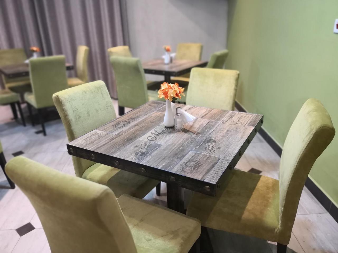 Frederick'S Lodge 库马西 外观 照片